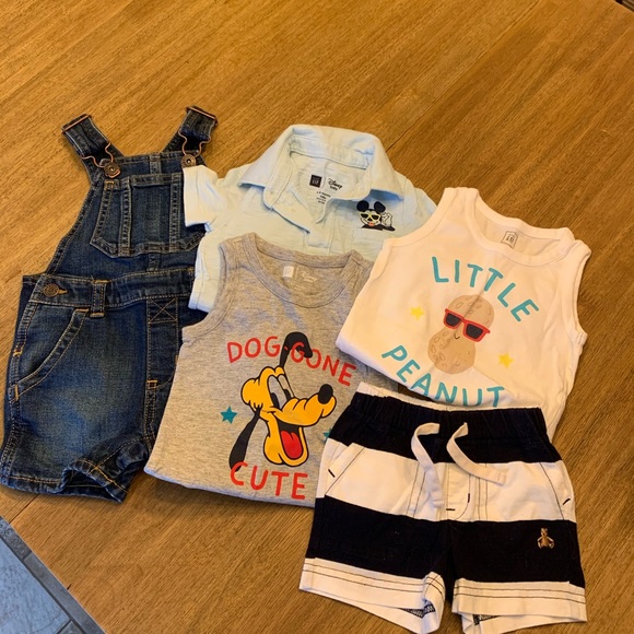 BabyGap boys clothes - Picture 1 of 2